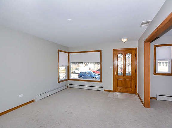 4th image of 6913 W Summerdale Ave