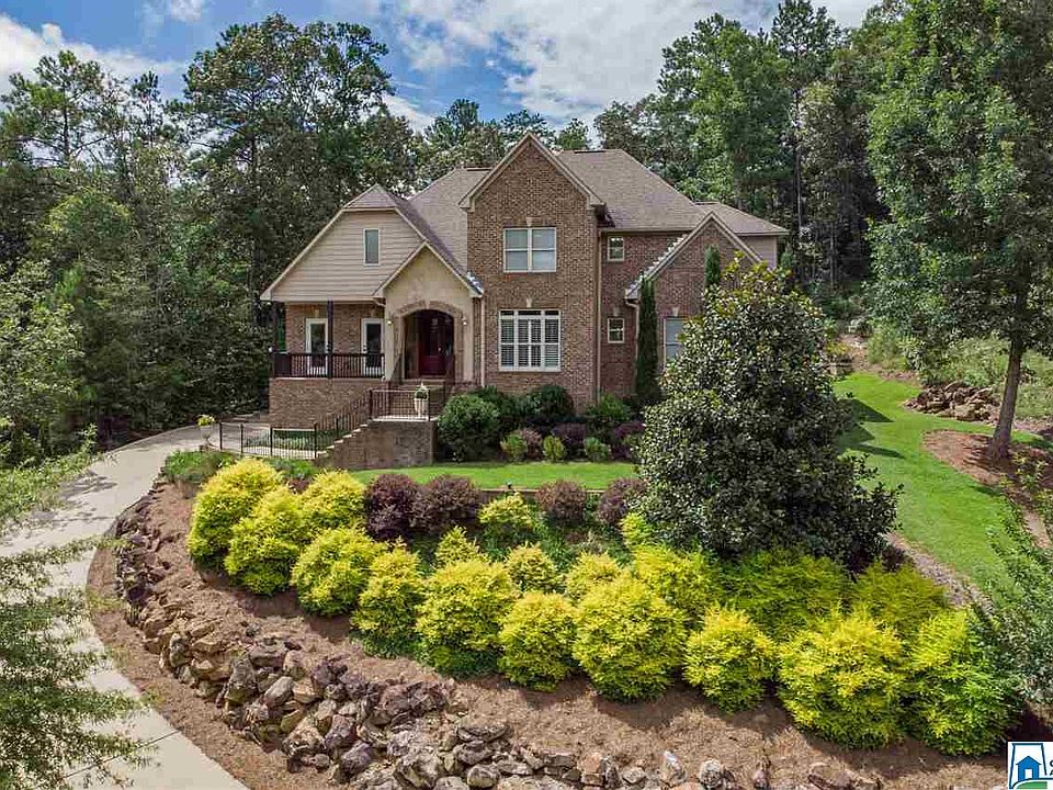 1st image of 1198 Woodlands Way