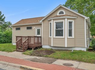 220 N Williams St, Thornton, IL 60476