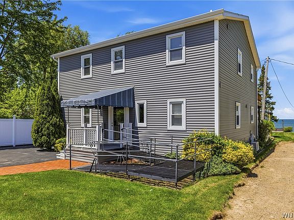 3rd image of 2409 Lake Rd
