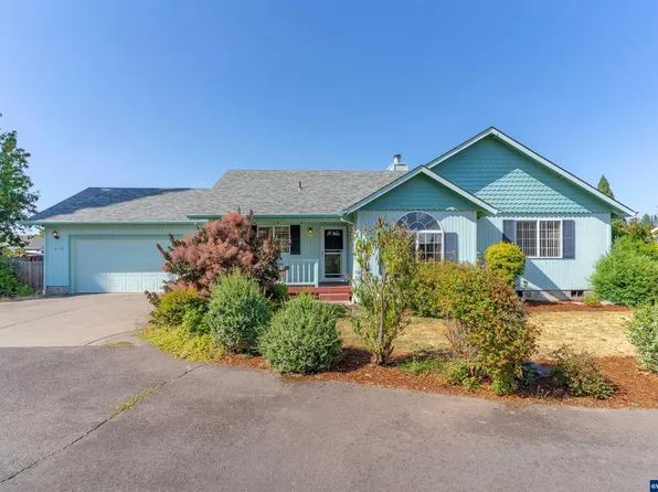 414 Grant St, Silverton, OR 97381
