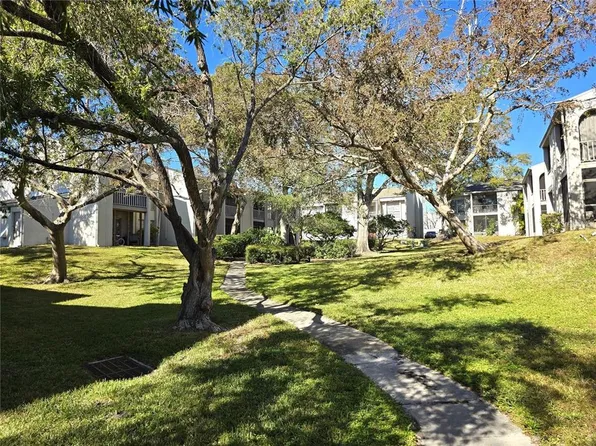 2625 State Road 590 APT 2413, Clearwater, FL 33759
