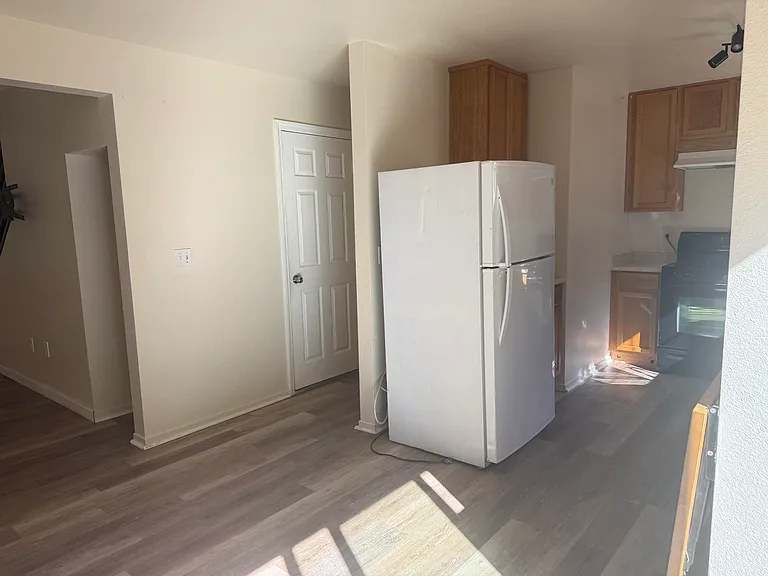 501 San Benito Ave #A — Photo 5