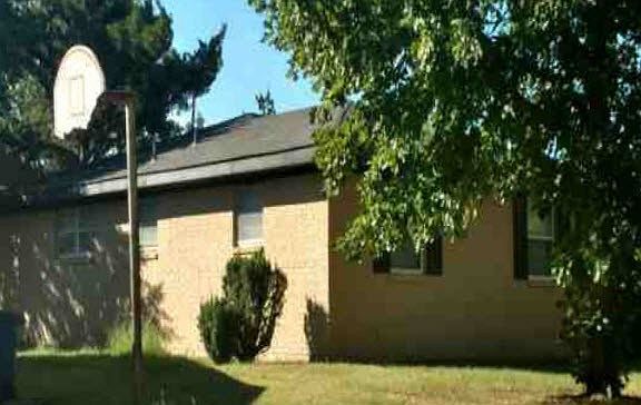 2nd image of 6043 Sunset Dr