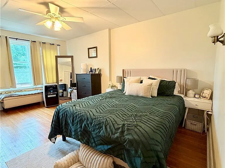 579 W Delavan Ave #2 — Photo 10