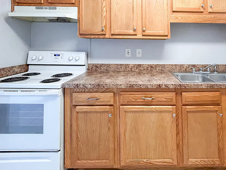 1130 Woodruff Ave #2 — Photo 7
