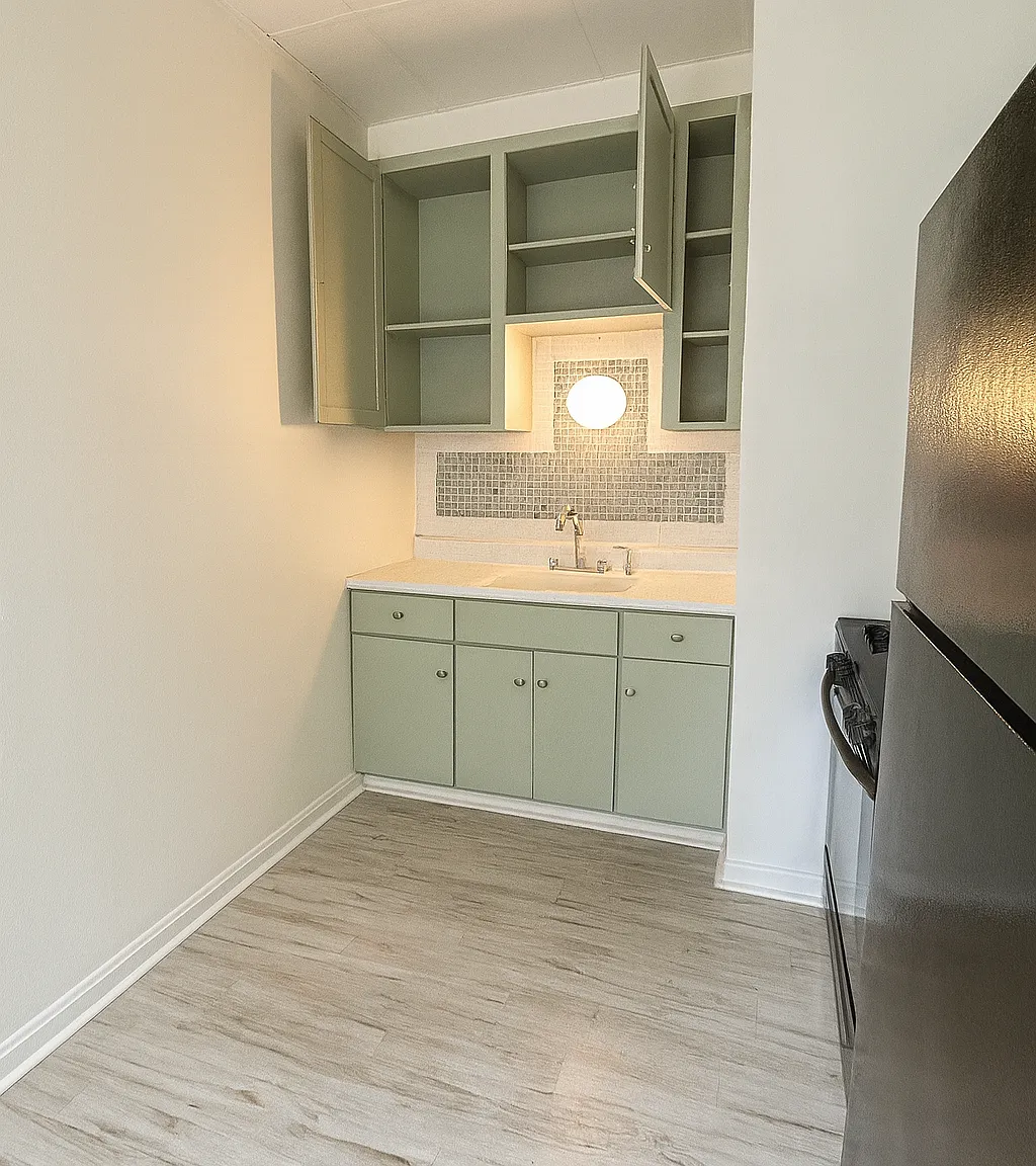 2 bed, 897 sqft, $995 — Photo 4