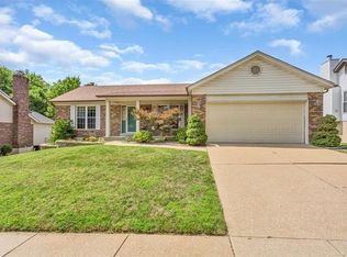 4851 Lowndes Dr, Saint Louis, MO