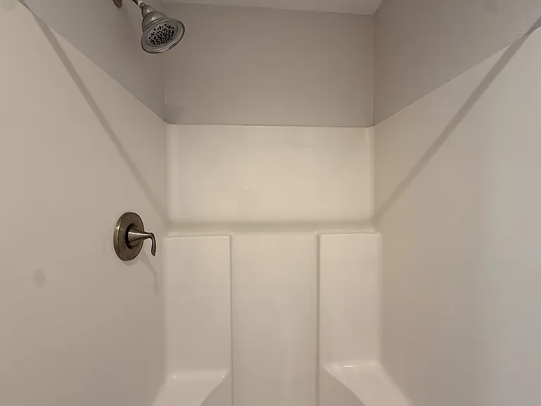 5711 Honey Bee St S — Photo 22