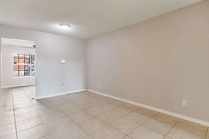 6240 Lanier Dr — Photo 13