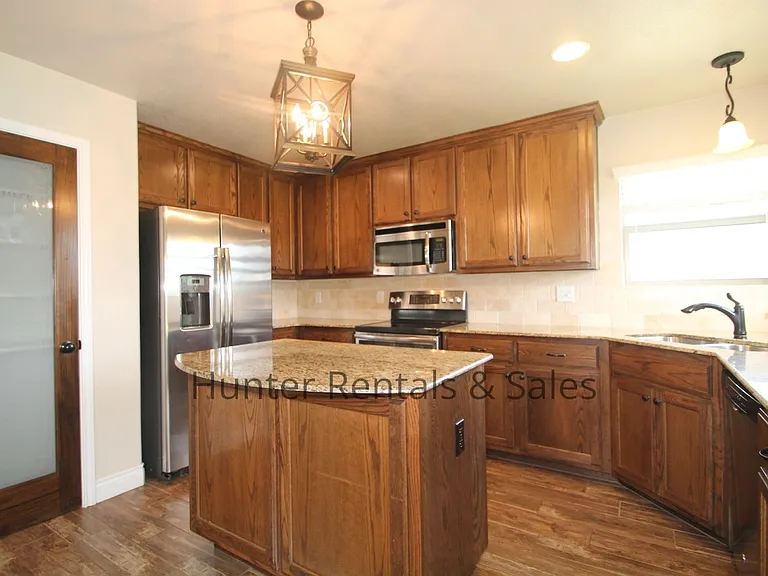 1104 Wren Cir — Photo 12