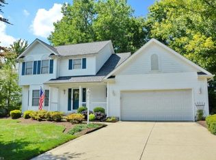 127 Honey Locust Ct, Painesville, OH 44077