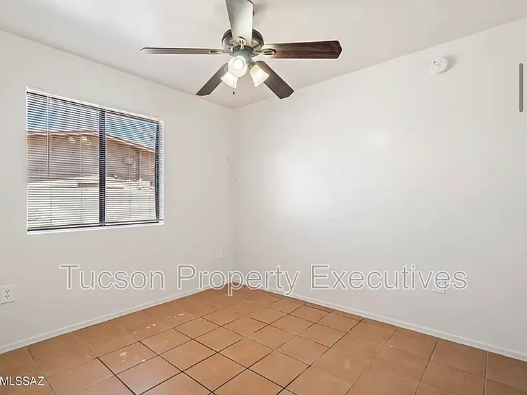 1107 W Sonora St #1 — Photo 21