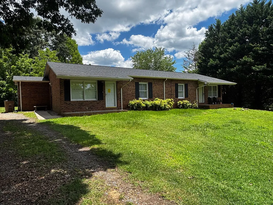 2115 Cameo Dr
