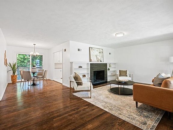 5th image of 1510 S Willow Ave
