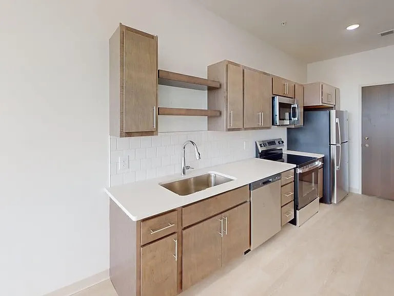 Winsor Place — Photo 1