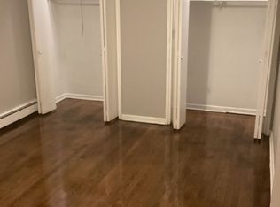 7427 S Yates Blvd, Chicago, IL 60649