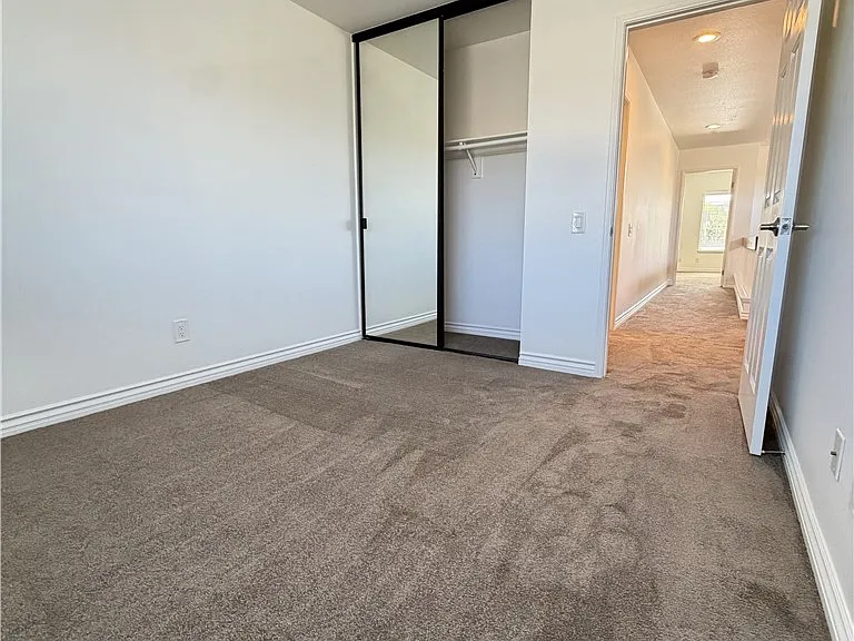 18153 Rustic Ct — Photo 26