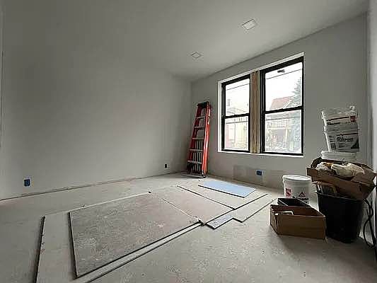 3rd image of 791 E 2nd St #A