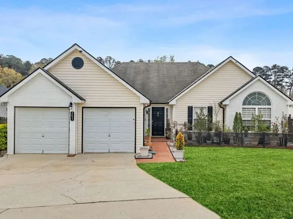 2021 Registry Dr, Hampton, GA 30228