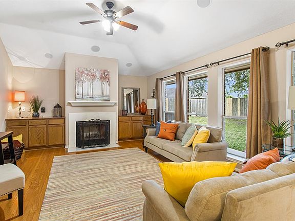5th image of 2226 Sherwood Hollow Ln