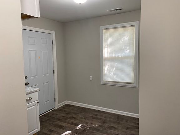 4th image of 205 Norris St