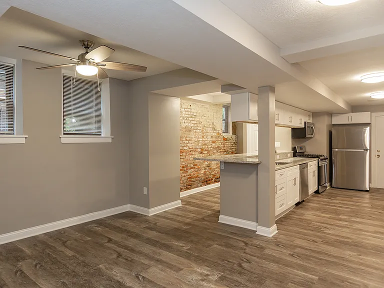 2753 Euclid Heights Blvd — Photo 19