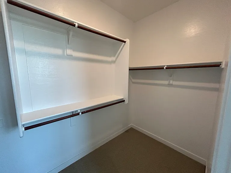 1146 E Weatherby Way — Photo 36