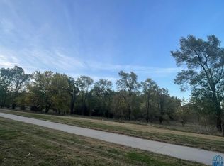 Outer Dr, Sioux City, IA 51108