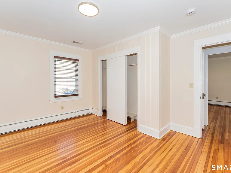 798 Farmington Ave #2 — Photo 16