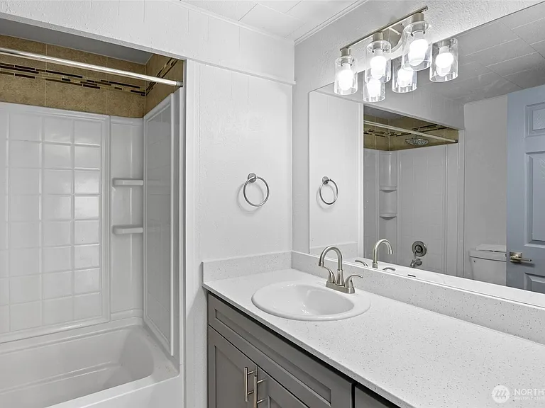 8915 Wilkensen Rd SE #3 — Photo 8