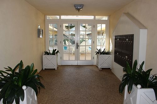 2nd image of 1439 S Saltair Ave APT 7