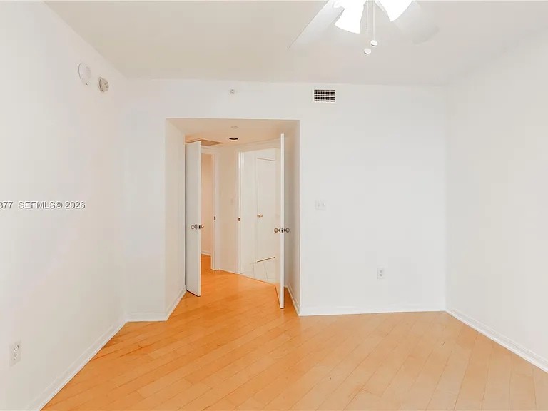 1330 West Ave #610 — Photo 18