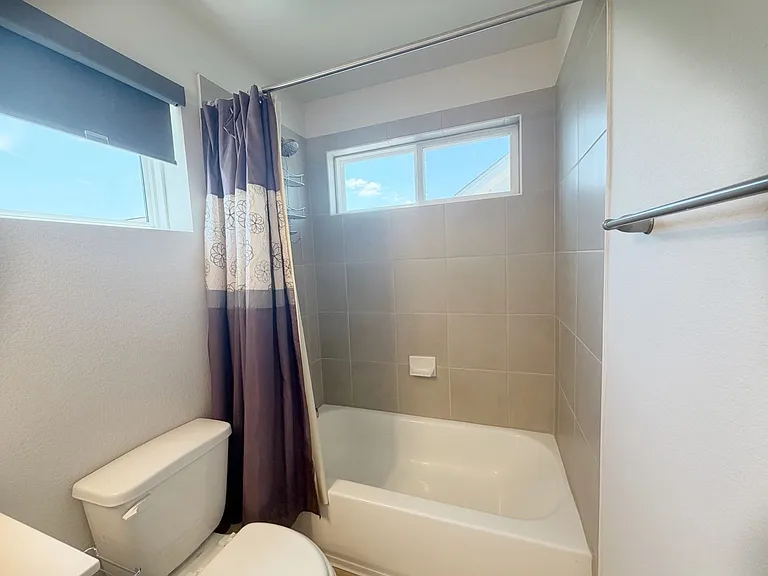 2161 Hofstaat Dr — Photo 16