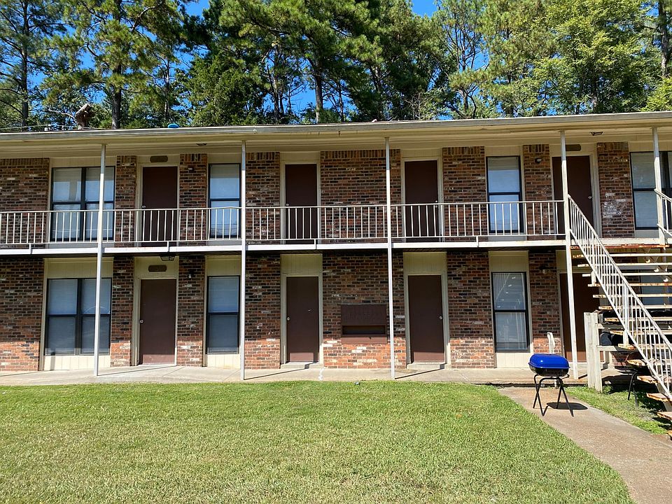 1st image of 33 Gillman Ln #4