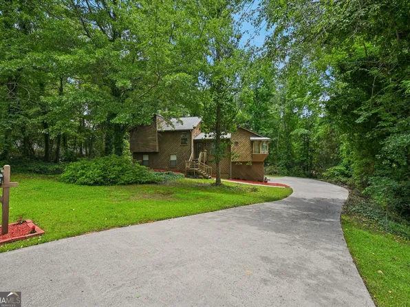 14 Bramblewood Way, Cartersville, GA 30120