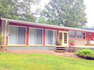 910 Howell Cem Rd, Sparta, TN 38583