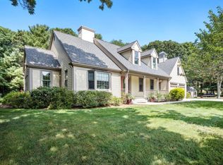 12 Old Cataumet Psge, Cataumet, MA 02534
