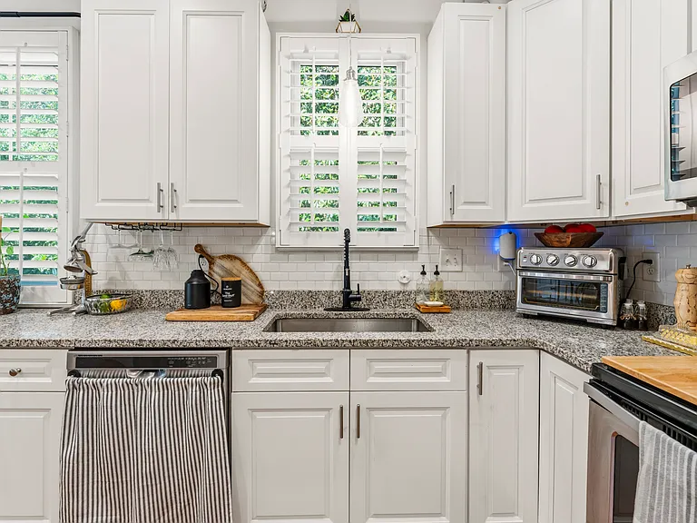 1315 Addykay Pl — Photo 27