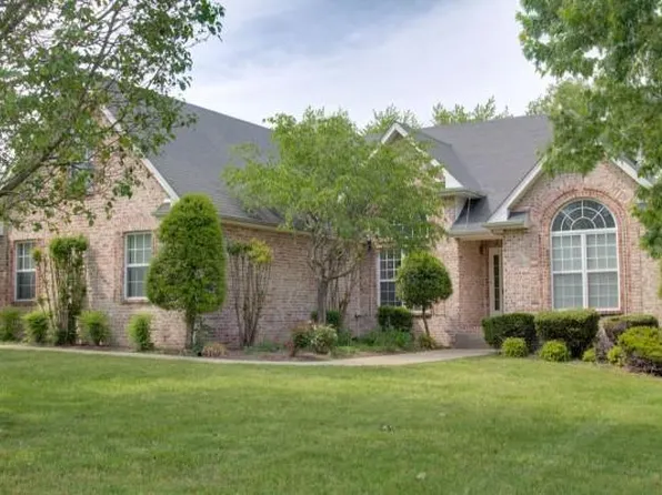 100 Camden Ct N, Hendersonville, TN 37075