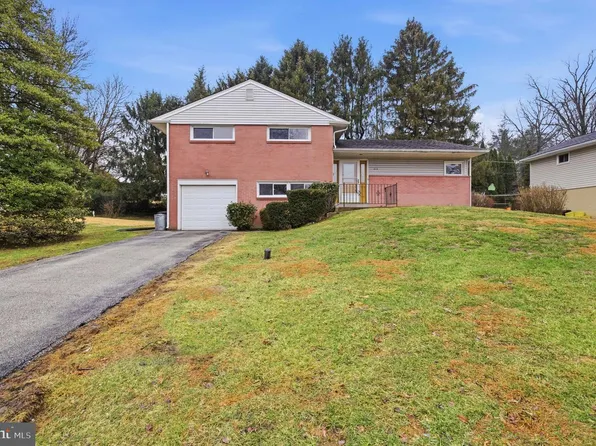 412 Foster Dr, Springfield, PA 19064