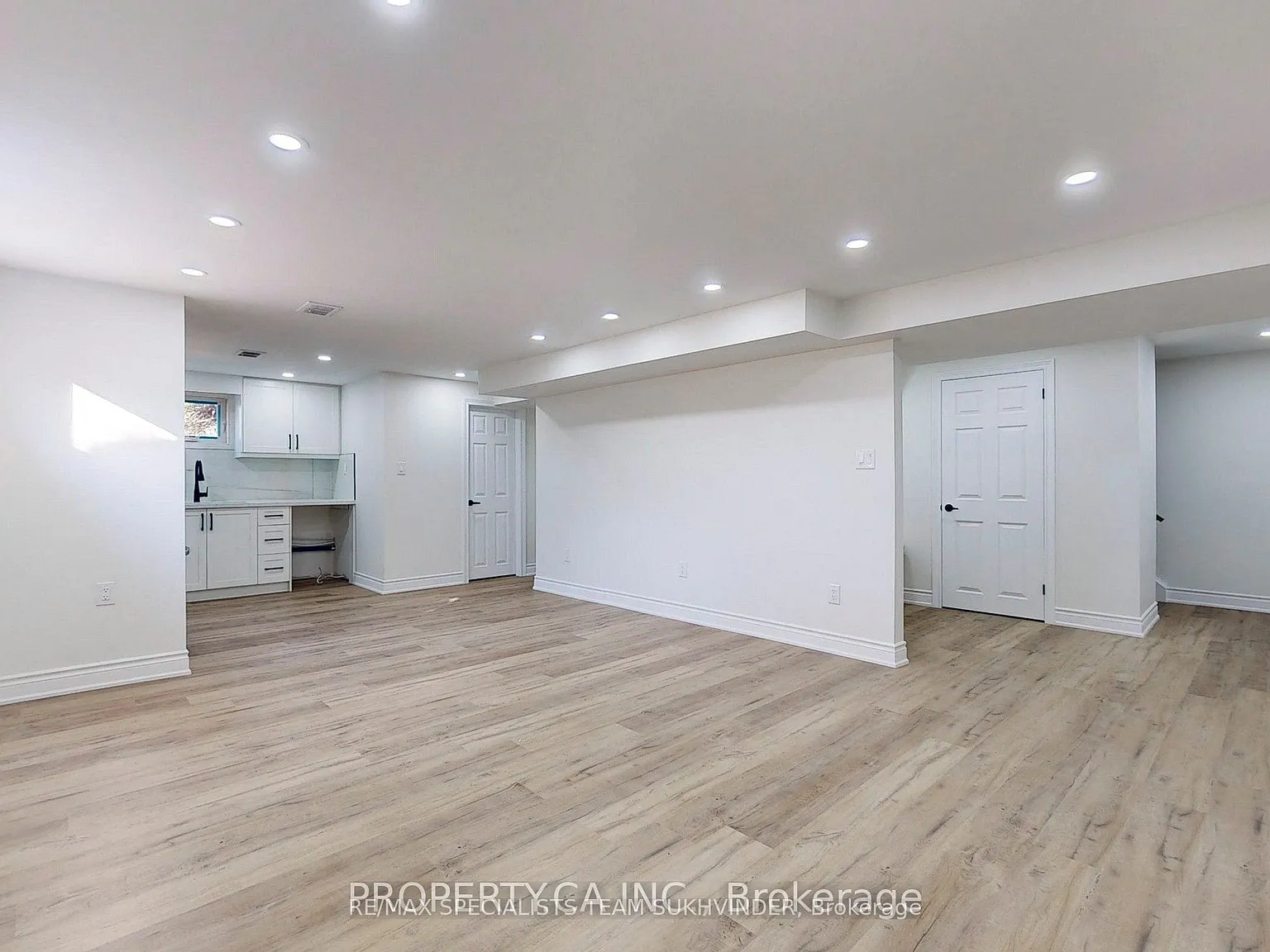 2 bed, $2,300 — Photo 2