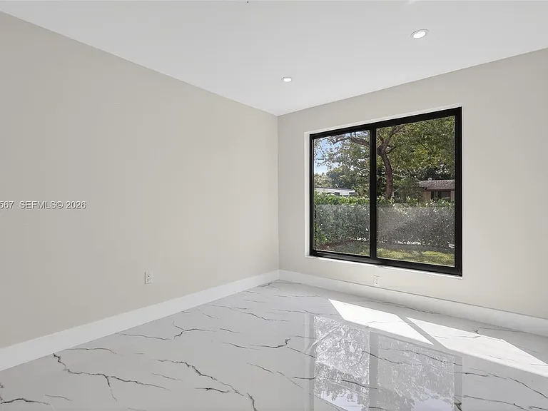 53 NW 68th St — Photo 15