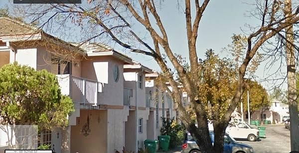 2nd image of 10250 NW 80th Ct