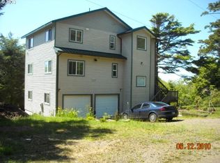 5760 7th St NW, Tillamook, OR 97141