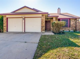 500 Valley Mills Dr, Arlington, TX 76018