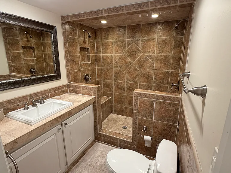 4799 Williamsburg Blvd — Photo 7