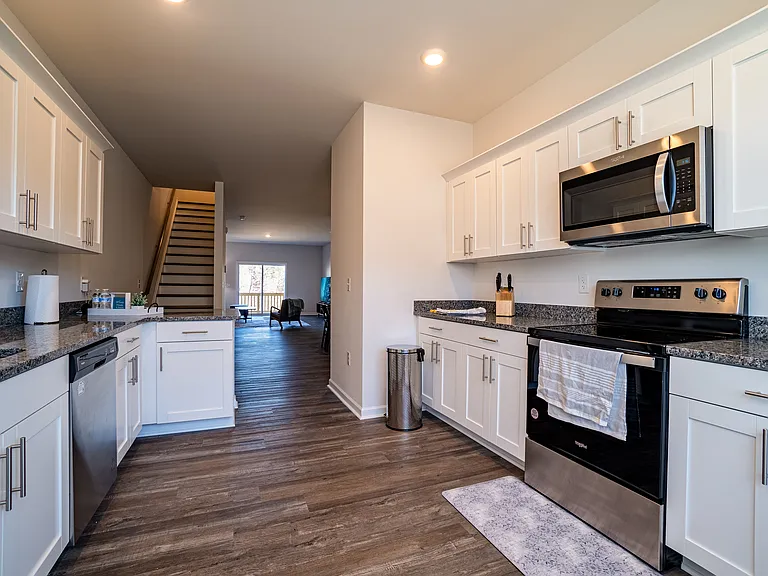 5011 Jayden Dr — Photo 11