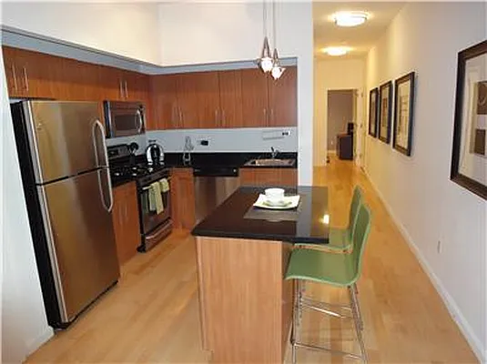 Rented by Bank Neary | media 26