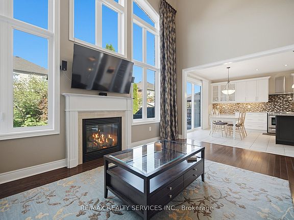 2nd image of 49 Learmont Ave